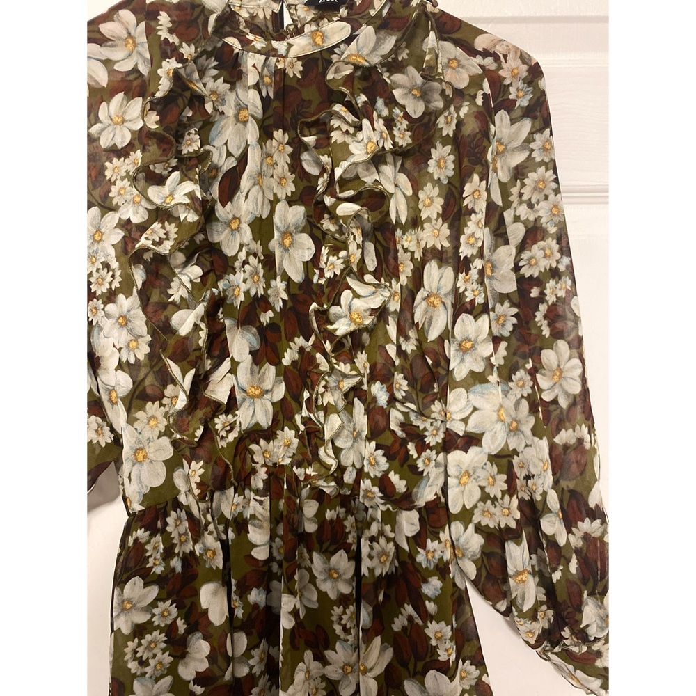 Zara Ruffled Floral Open Back Dress - Picture 4 of 9